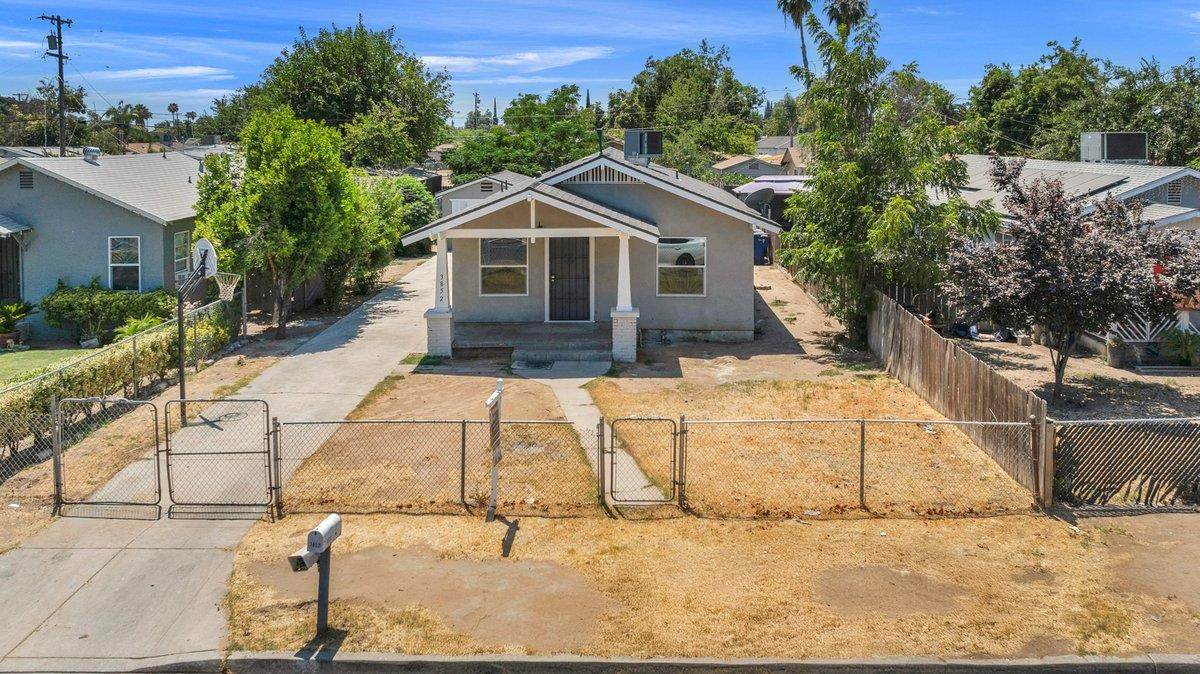 3852 Thomas Avenue - Photo 1