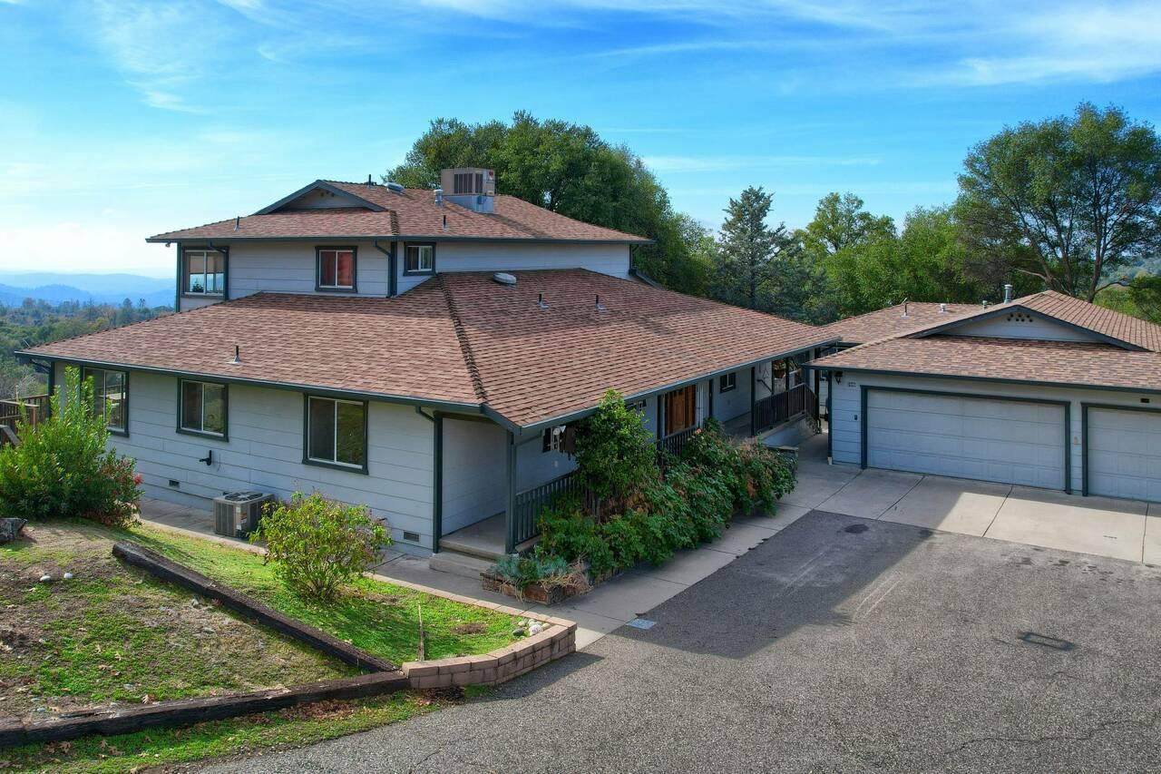 2896 Harvest Drive - Photo 1
