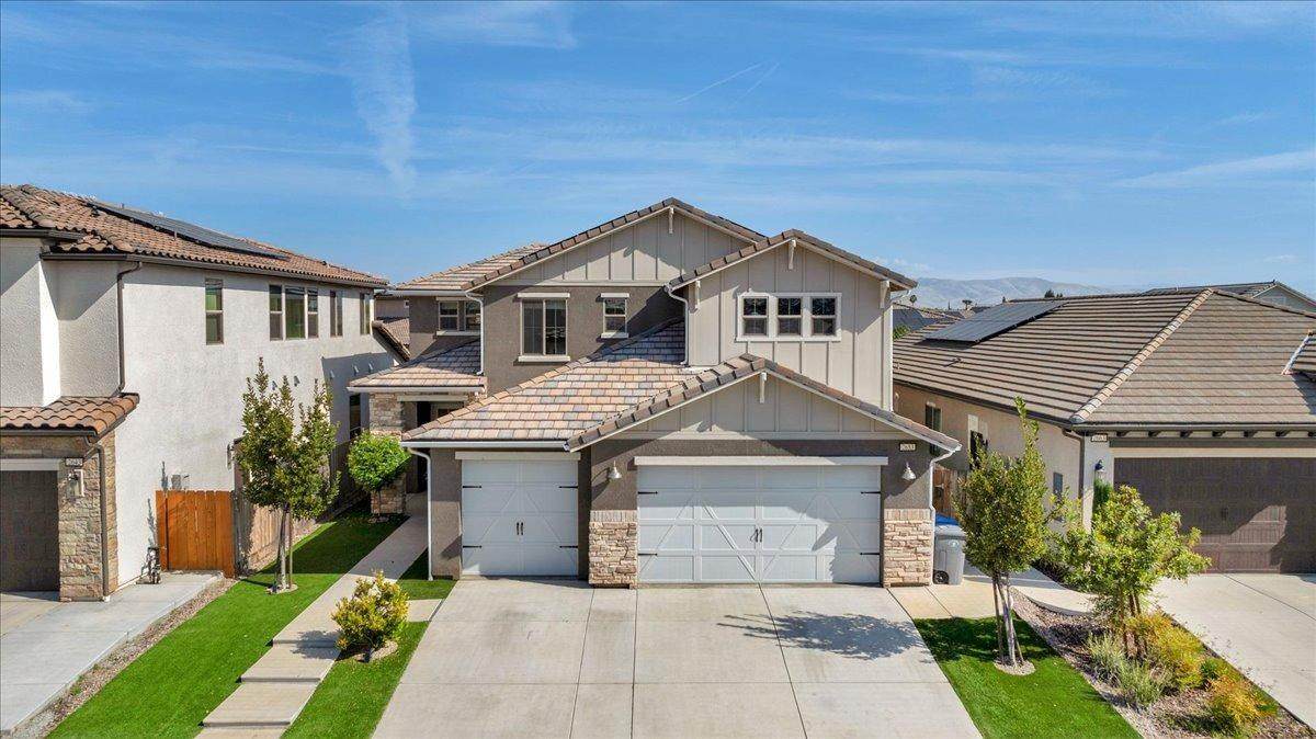 2653 Vermont Avenue - Photo 1