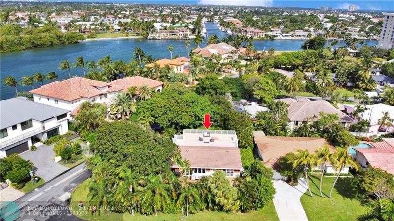 2400 Riverside Dr - Photo 1