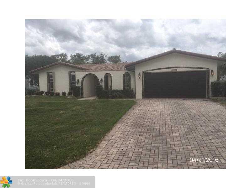 8566 7TH STREET - Photo 1