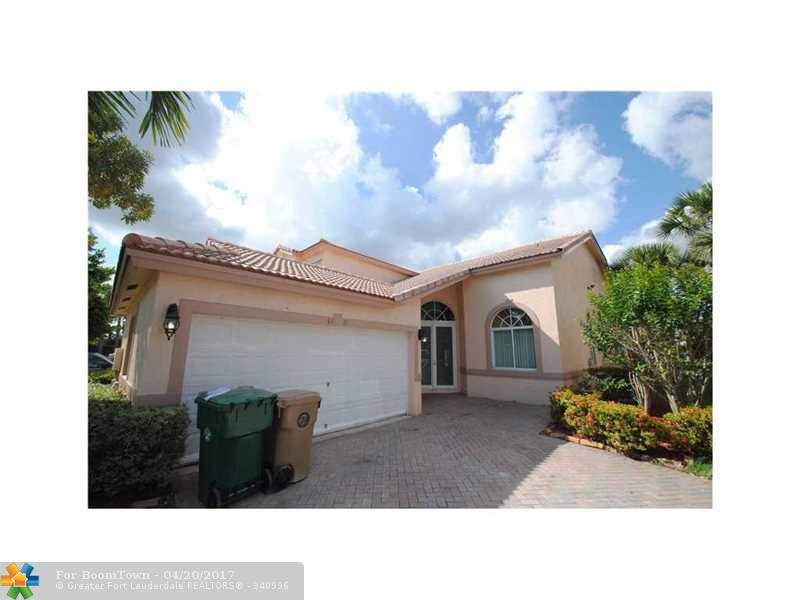 8165 Madison Lakes Cir - Photo 1