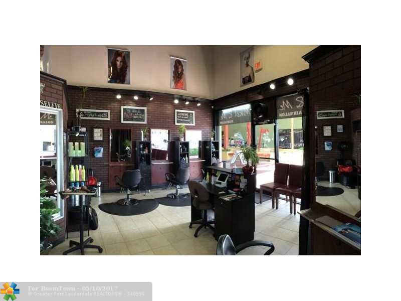 4468 University Dr - Photo 1