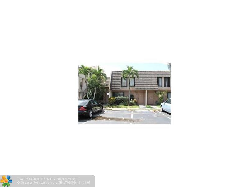 591 University Dr - Photo 1