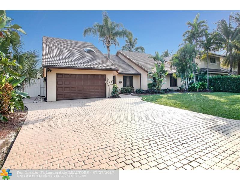3208 40th Ct - Photo 1