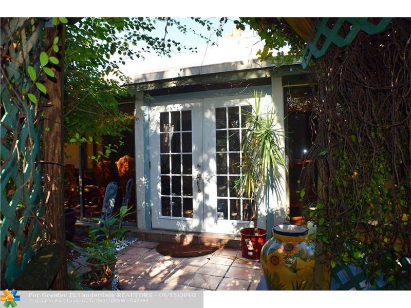 215 12th Ave - Photo 1