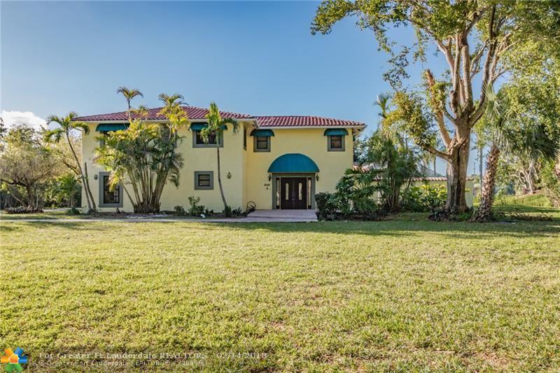 9380 39th Ct - Photo 1
