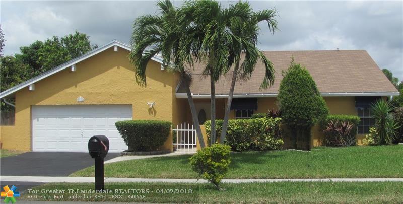8431 47th Pl - Photo 1