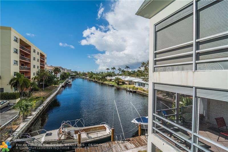 1439 Ocean Blvd - Photo 1