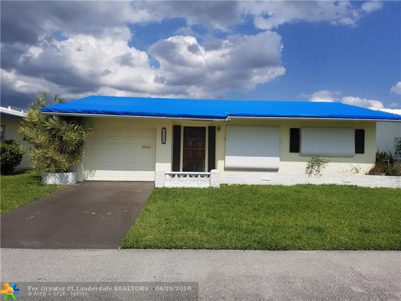 5724 86th Ave - Photo 1