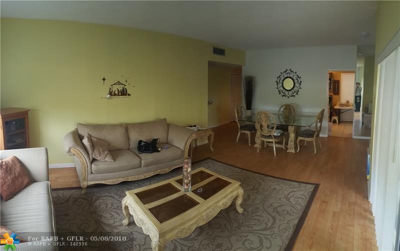 4200 Hillcrest Dr - Photo 1