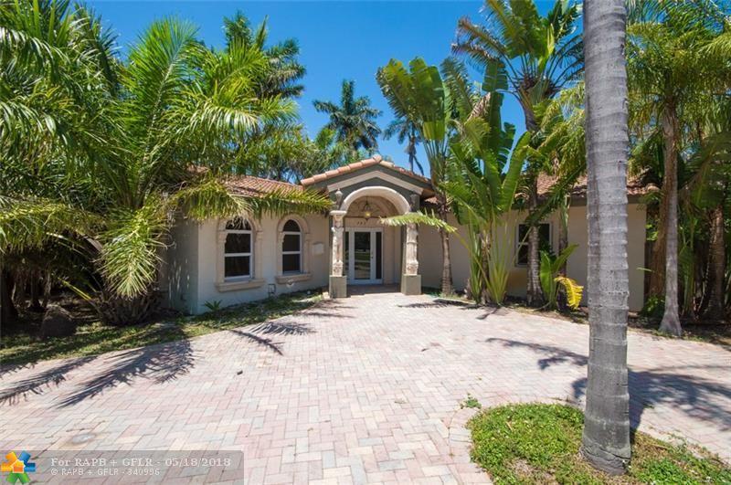 743 17th Ct - Photo 1