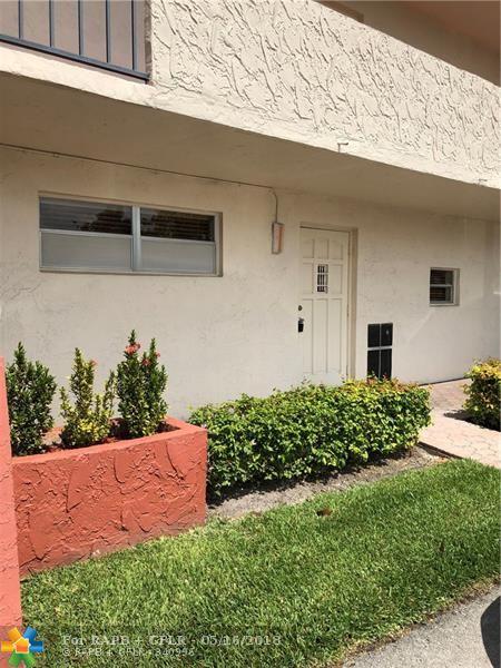 400 Hollybrook - Photo 1