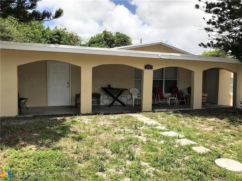 1711 5th Ave - Photo 1