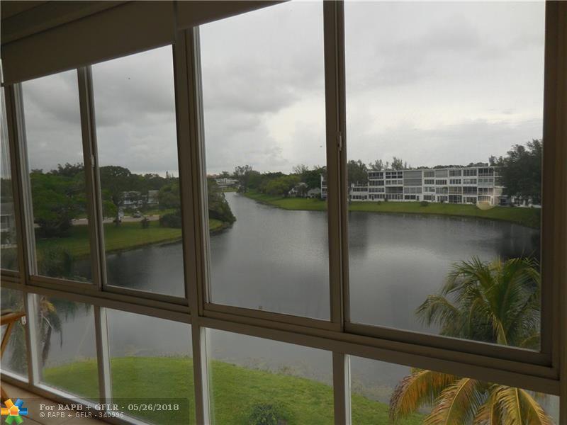 4018 Oakridge A - Photo 1