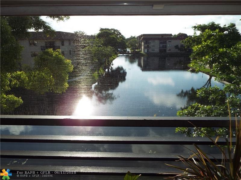 6080 Sabal Palm Blvd - Photo 1