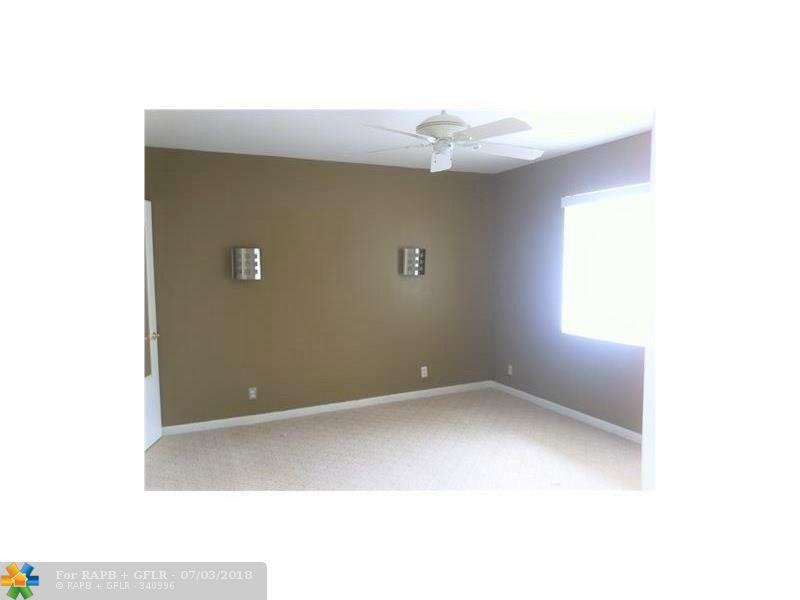 119 19th Ct - Photo 1