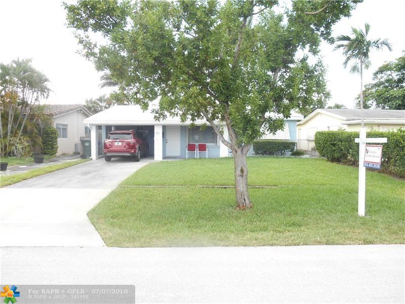 221 46th St - Photo 1