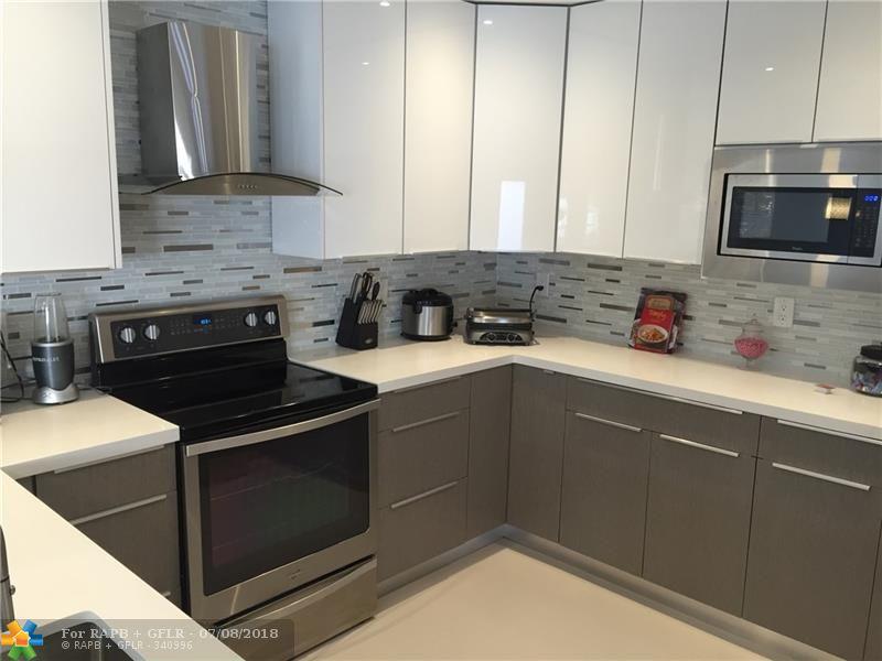 4135 Eastridge Cir - Photo 1