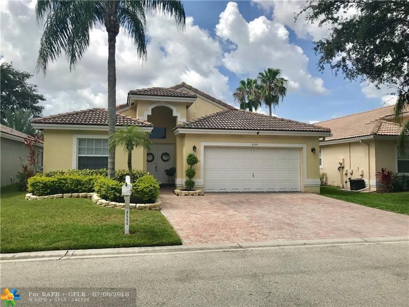 8544 46th Dr - Photo 1