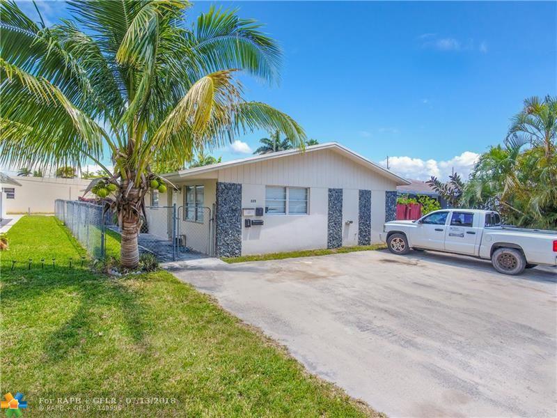 225 Park St - Photo 1