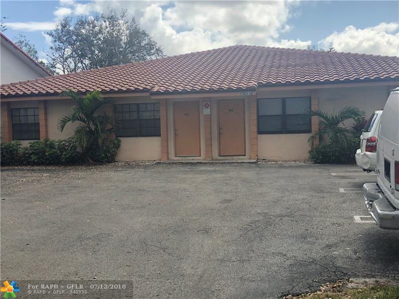 11560 37th St - Photo 1