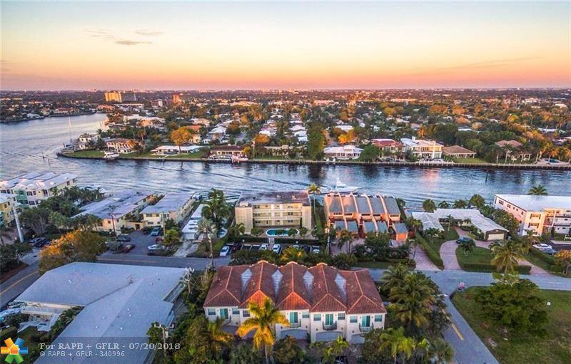 805 Riverside Dr - Photo 1