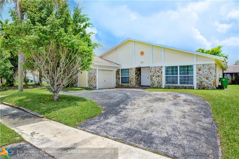 7370 38th Ct - Photo 1