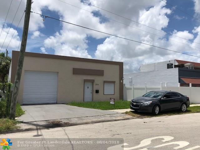 2114 Pierce St - Photo 1
