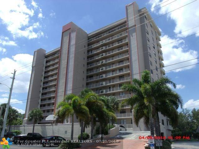 1401 Riverside Dr - Photo 1
