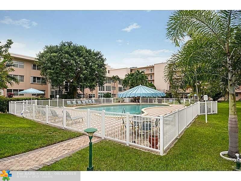 1481 Ocean Blvd - Photo 1