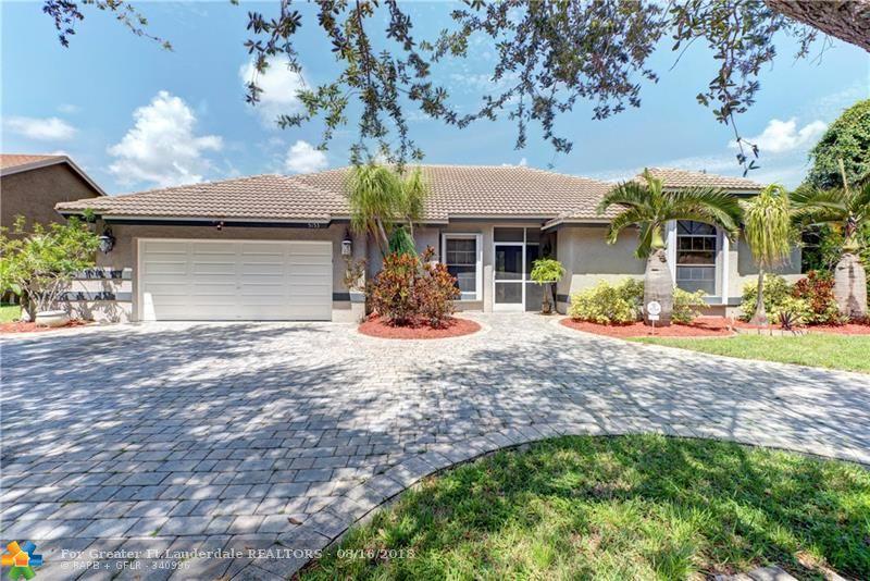 5153 49th Ave - Photo 1