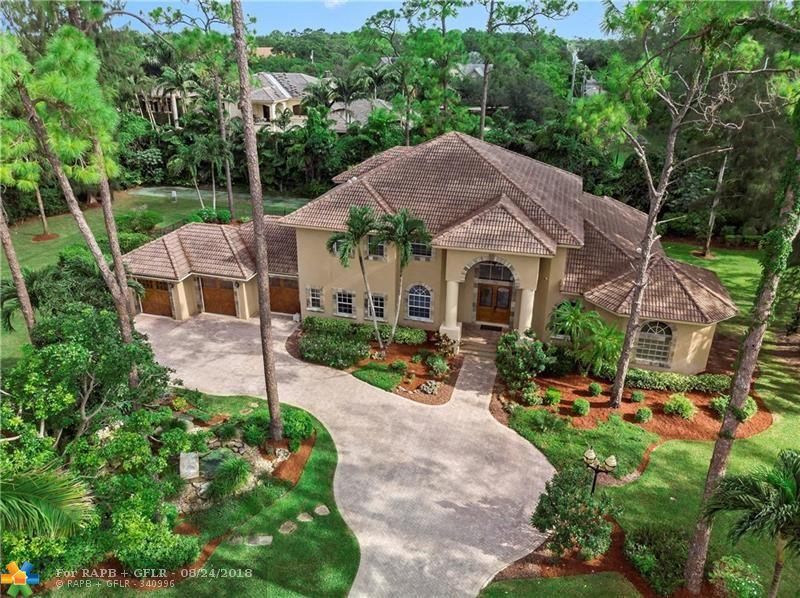 8723 58th Ct - Photo 1