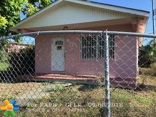 633 Avenue D - Photo 1