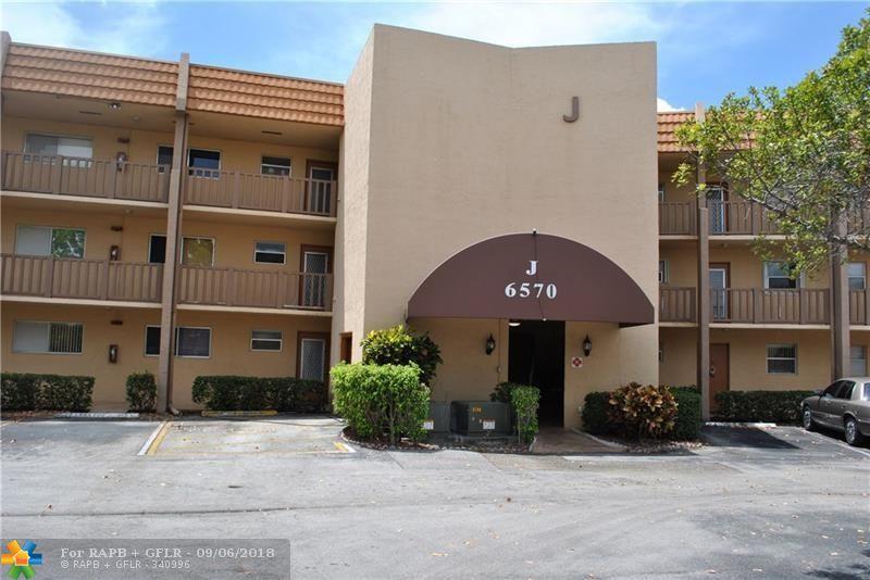 6570 Royal Palm Blvd - Photo 1