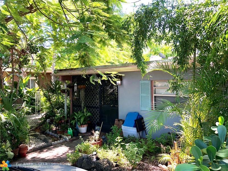 1464 24th Ct - Photo 1