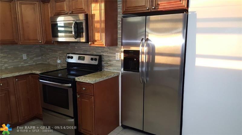 1050 Sample Rd - Photo 1