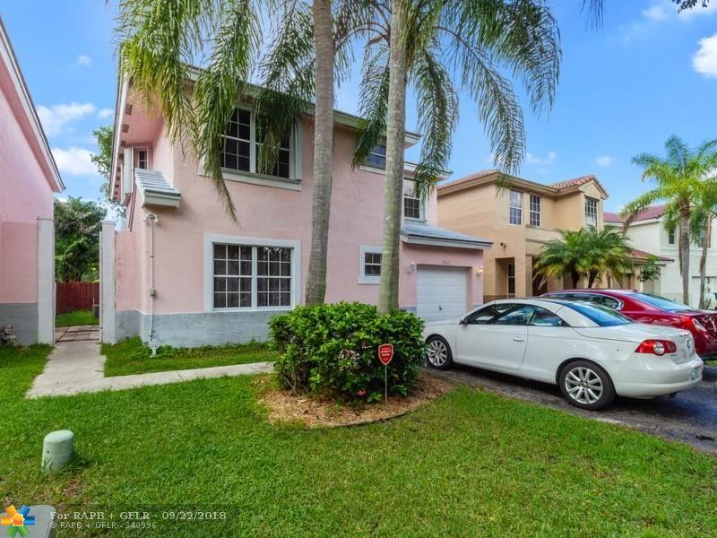 2642 Saratoga Dr - Photo 1