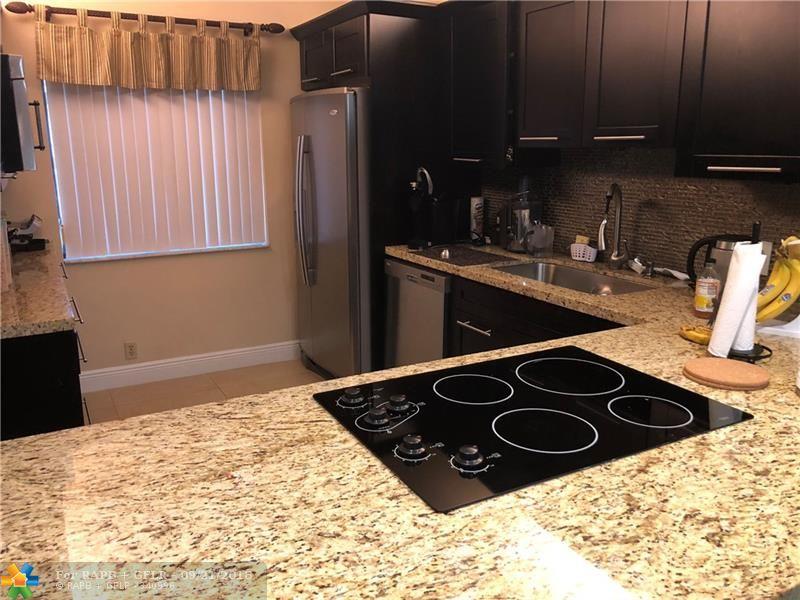 441 Lakeview Dr - Photo 1