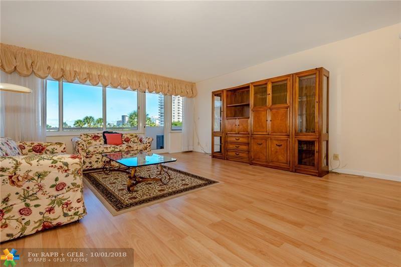 3233 34th St - Photo 1