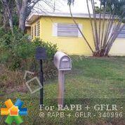 335 De Carie St - Photo 1