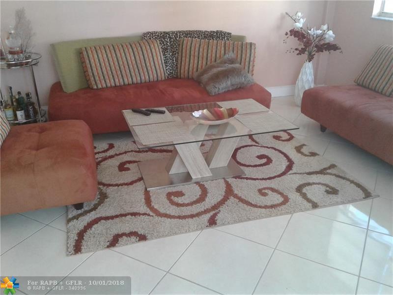 1833 Ocean Dr - Photo 1