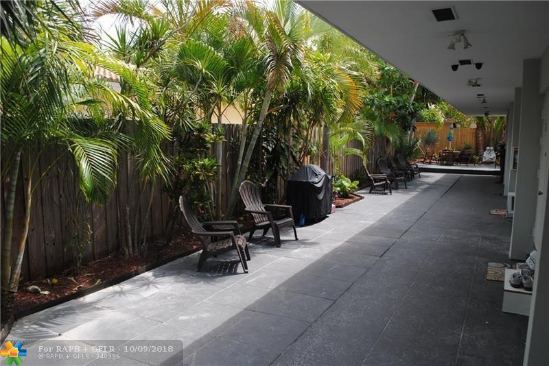 2918 Ocean Blvd - Photo 1