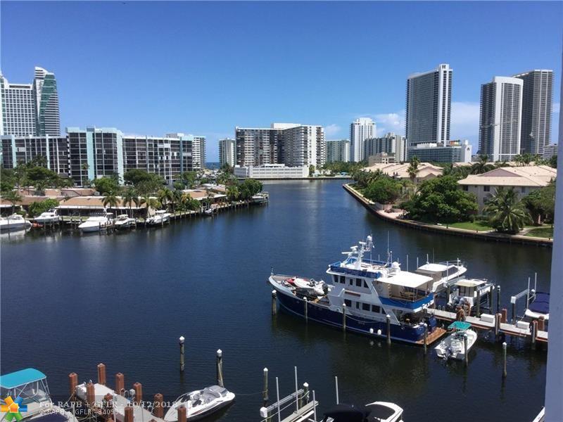 300 Three Islands Blvd - Photo 1