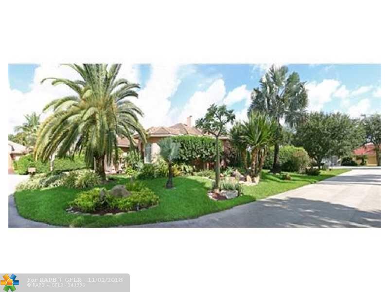 2700 Oak Tree Cir - Photo 1