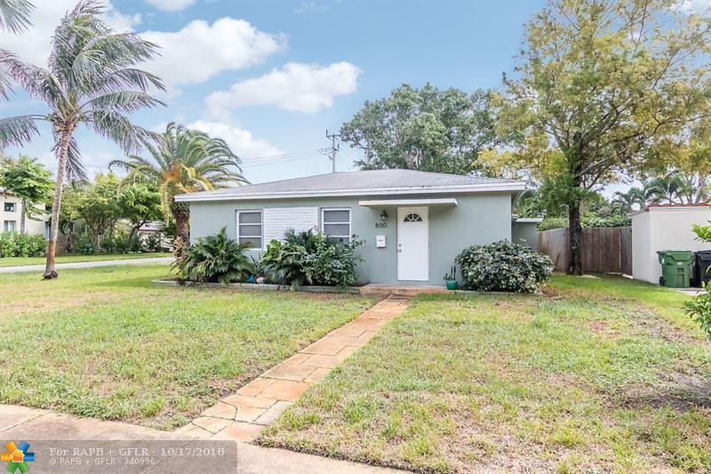800 18TH CT - Photo 1