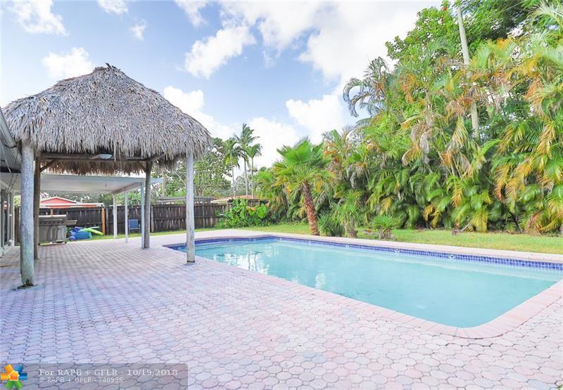 841 Zinnia Ln - Photo 1