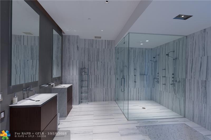 800 Pointe Dr - Photo 1