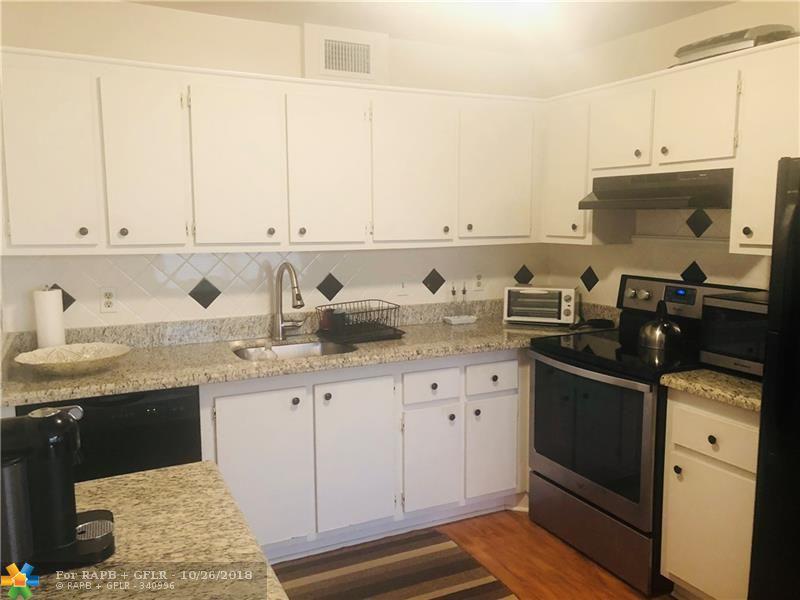 1902 Bermuda Cir - Photo 1