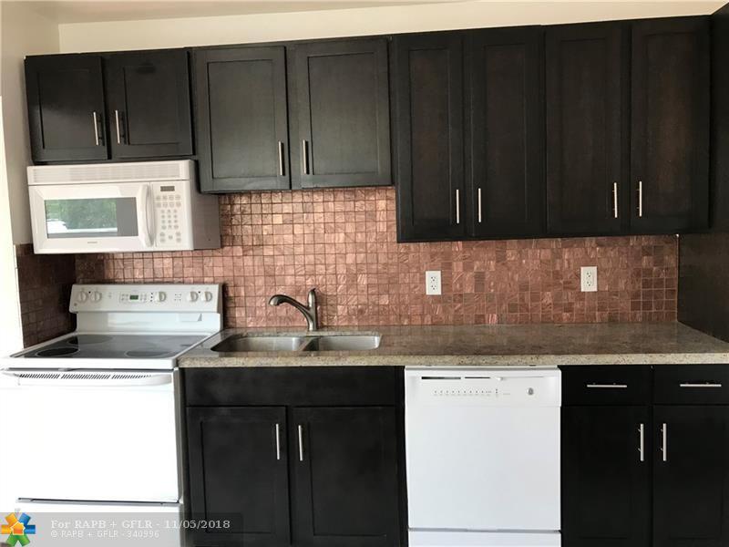 1001 46th St - Photo 1